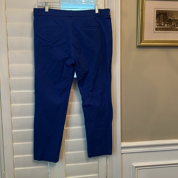 worn only several times from a smoke and pet free home - Picture 4 of 4